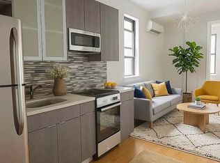 22 Catherine St #2A, Brooklyn, NY 11211