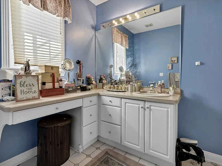 4206 Royal Fox Dr — Photo 42