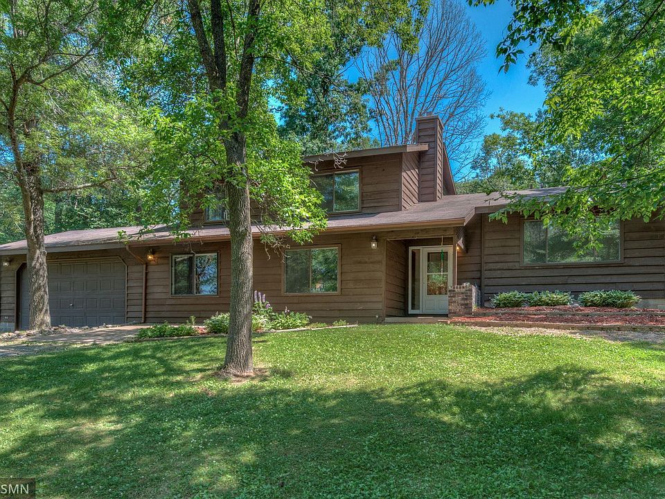 1st image of 912 Highland Dr