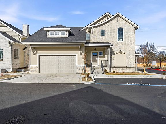 2nd image of 10093 W McMillan Rd