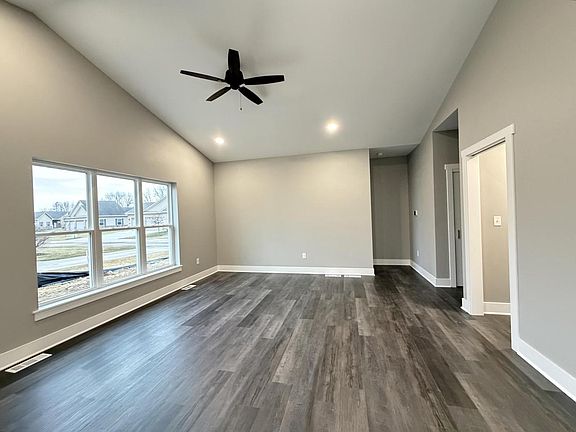 4th image of 6351 Kinzie AVENUE