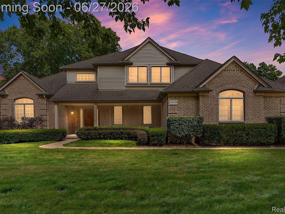 1st image of 54138 Acadia Dr