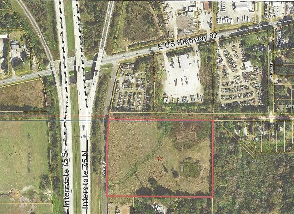 2nd image of 5253 Crossroads Park Dr