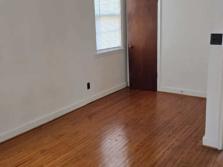 531 Avenue B — Photo 5