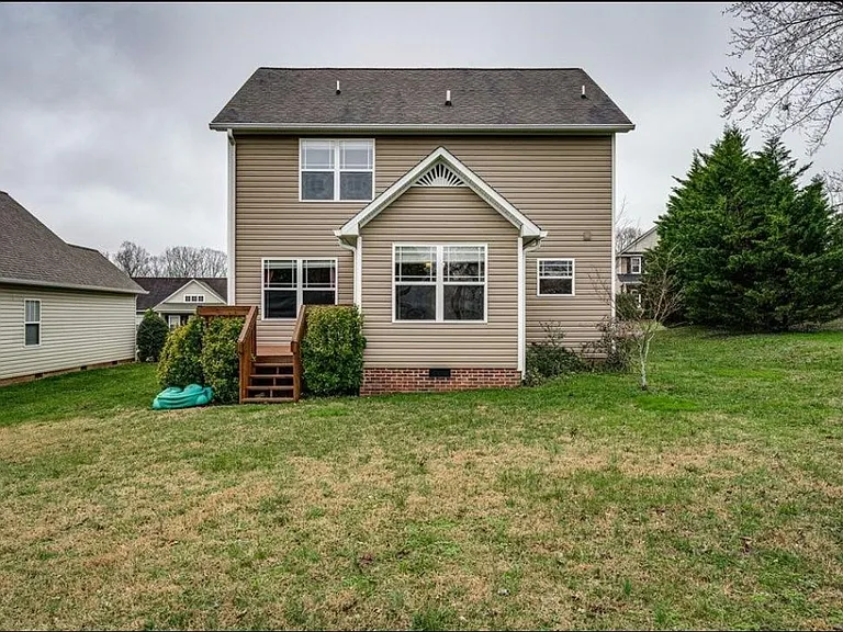 30 Mackay Ln — Photo 18