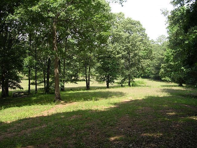 2nd image of 389 Austin Rd