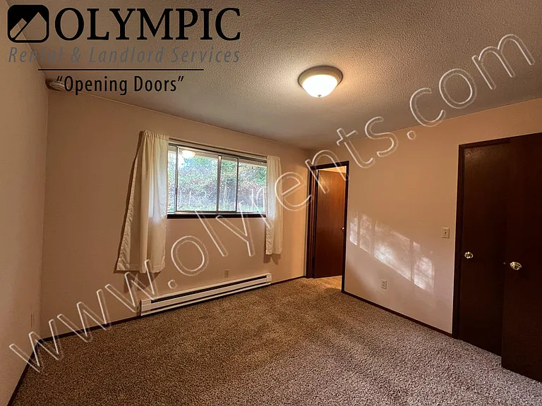 5115 Libby Rd NE — Photo 9