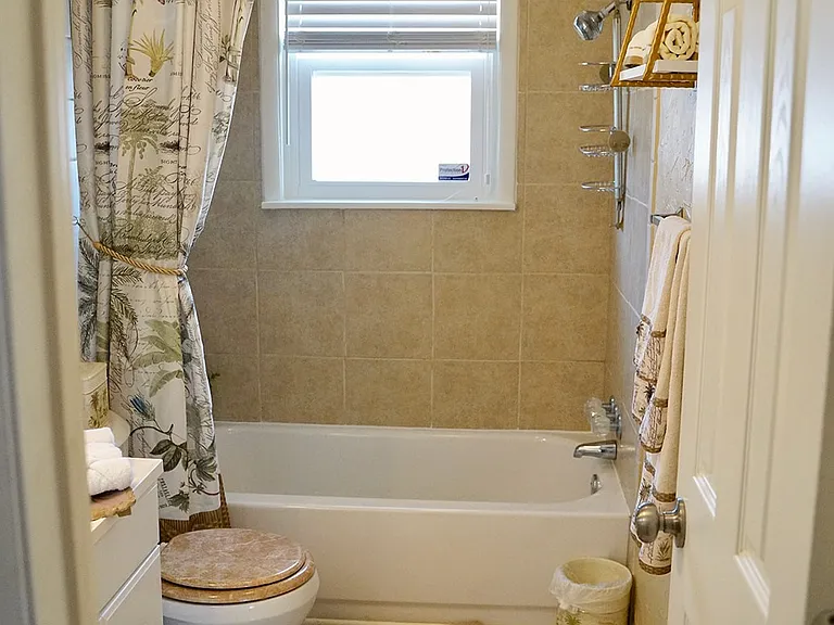 3609 N Detroit Ave — Photo 5