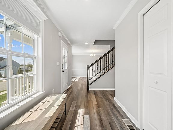 2nd image of 18 Equestrian Dr