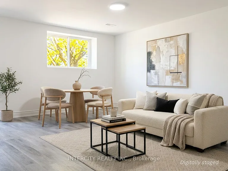 260 Britannia Ave #BASEMENT — Photo 2