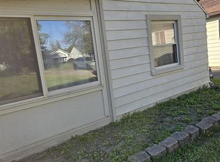 5823 Livingston Dr, Toledo, OH 43613