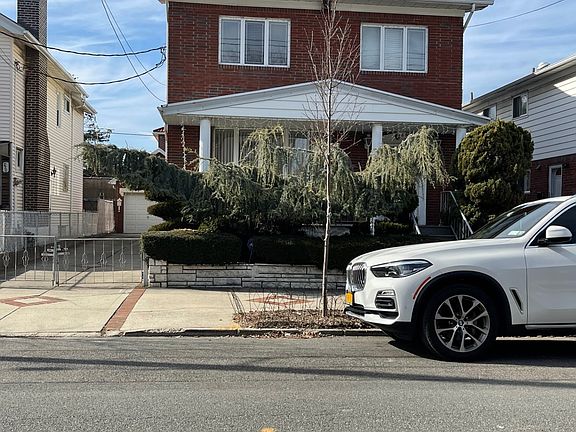 2nd image of 266 Bay 10 St