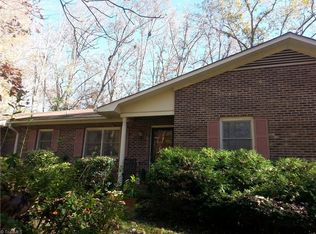 5757 Whippoorwill Dr, Pfafftown, NC 27040