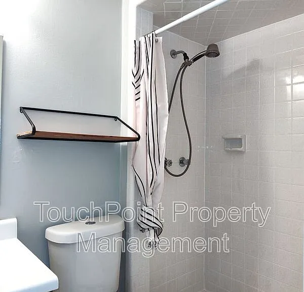 5812 Donegal Dr — Photo 24