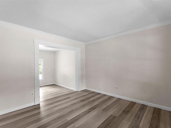 5th image of 3620 Viembra Dr