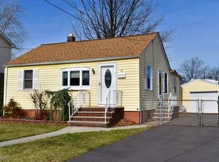 23 Tappen St, Avenel, NJ 07001