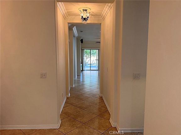 5th image of 146 Moneda Ct