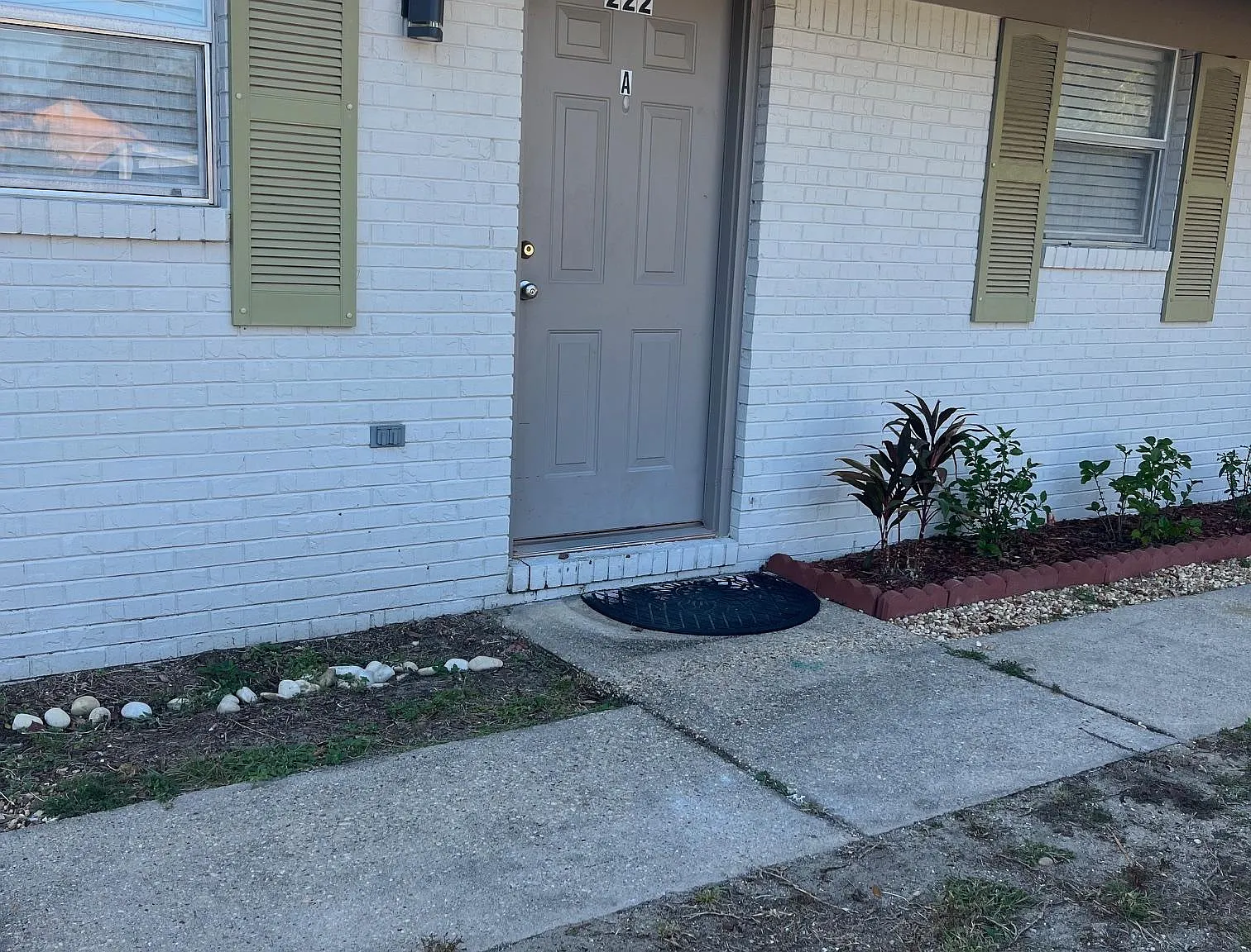 2 bed, 650 sqft, $1,100 — Photo 2