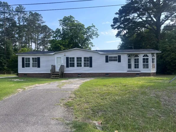 609 Weaver Rd., Darlington, SC 29532