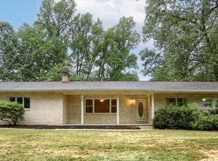 330 Taylor Rd, York, PA 17406