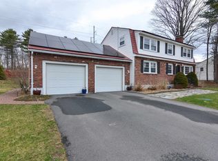 40 Barkland Dr, Derry, NH 03038