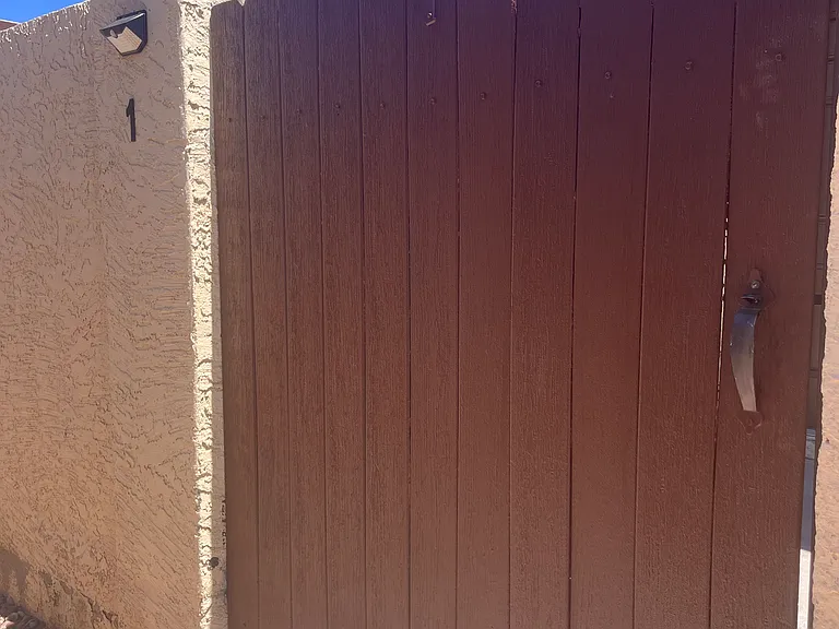 Privacy Gate to front courtyard