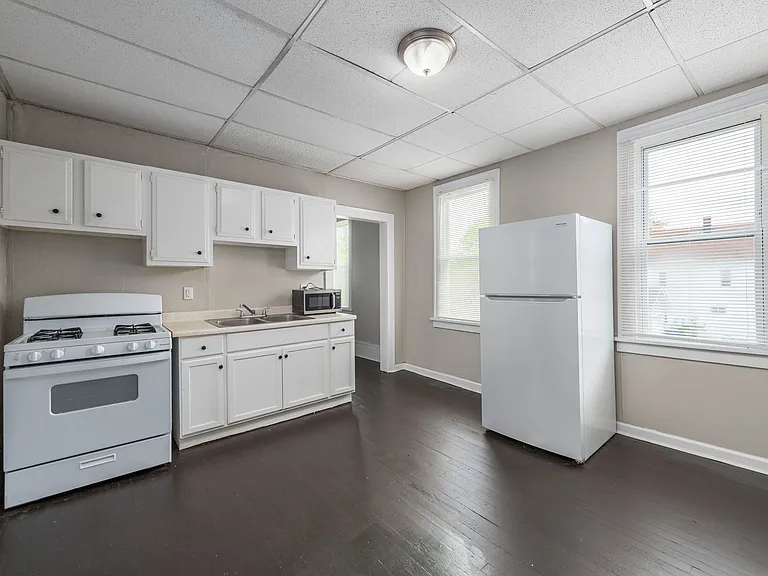 6729 Forman Ave #2 — Photo 2