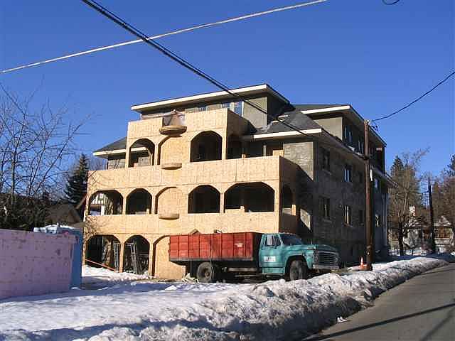 2nd image of 701 W 14th Ave