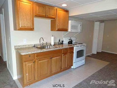 5th image of 45 Burnt Hills Dr