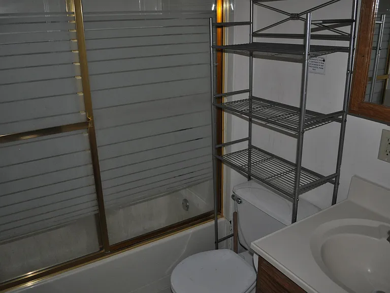 114 Highland Pl #3 — Photo 6