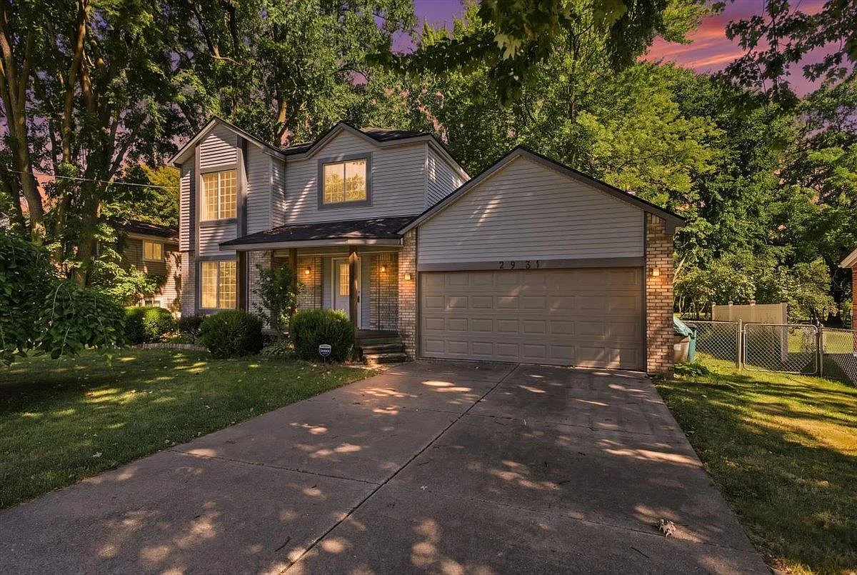 3 bed, 2.5 bath, 1769 sqft, $2,999 — Photo 1