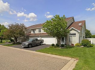 1625 Meadow Pl, Shakopee, MN 55379