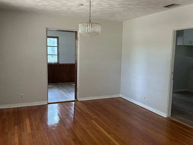 1166 Australia Ave — Photo 10