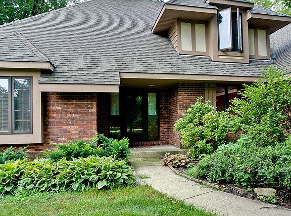 2nd image of 14233 Scotland Ct