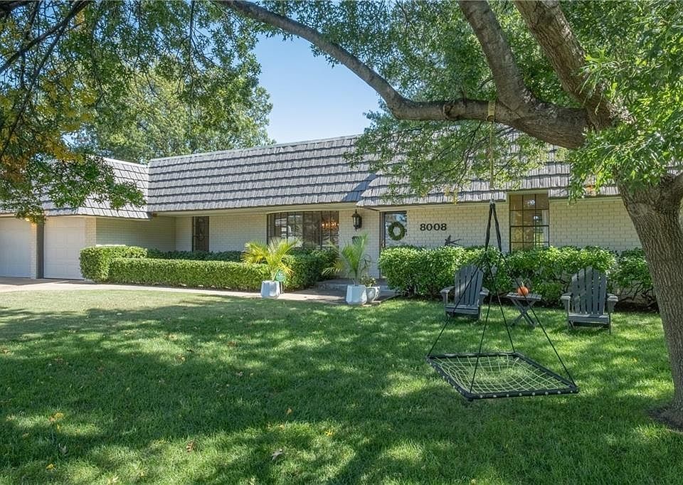 1st image of 8008 Rossmore Ct