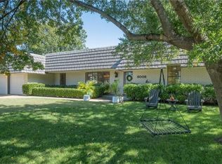 8008 Rossmore Ct, Oklahoma City, OK 73120