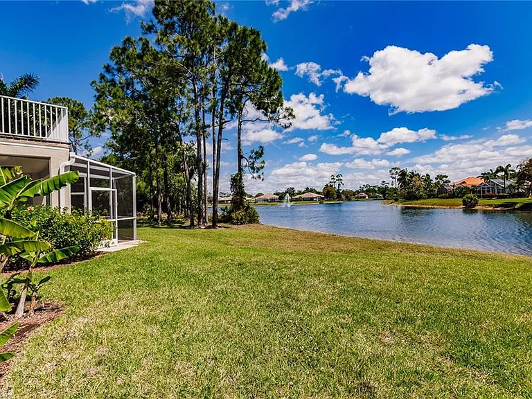 7859 Berkshire Pines Dr — Photo 37