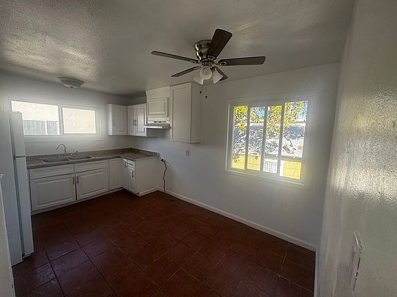 5th image of 1499 W 35th Pl #1