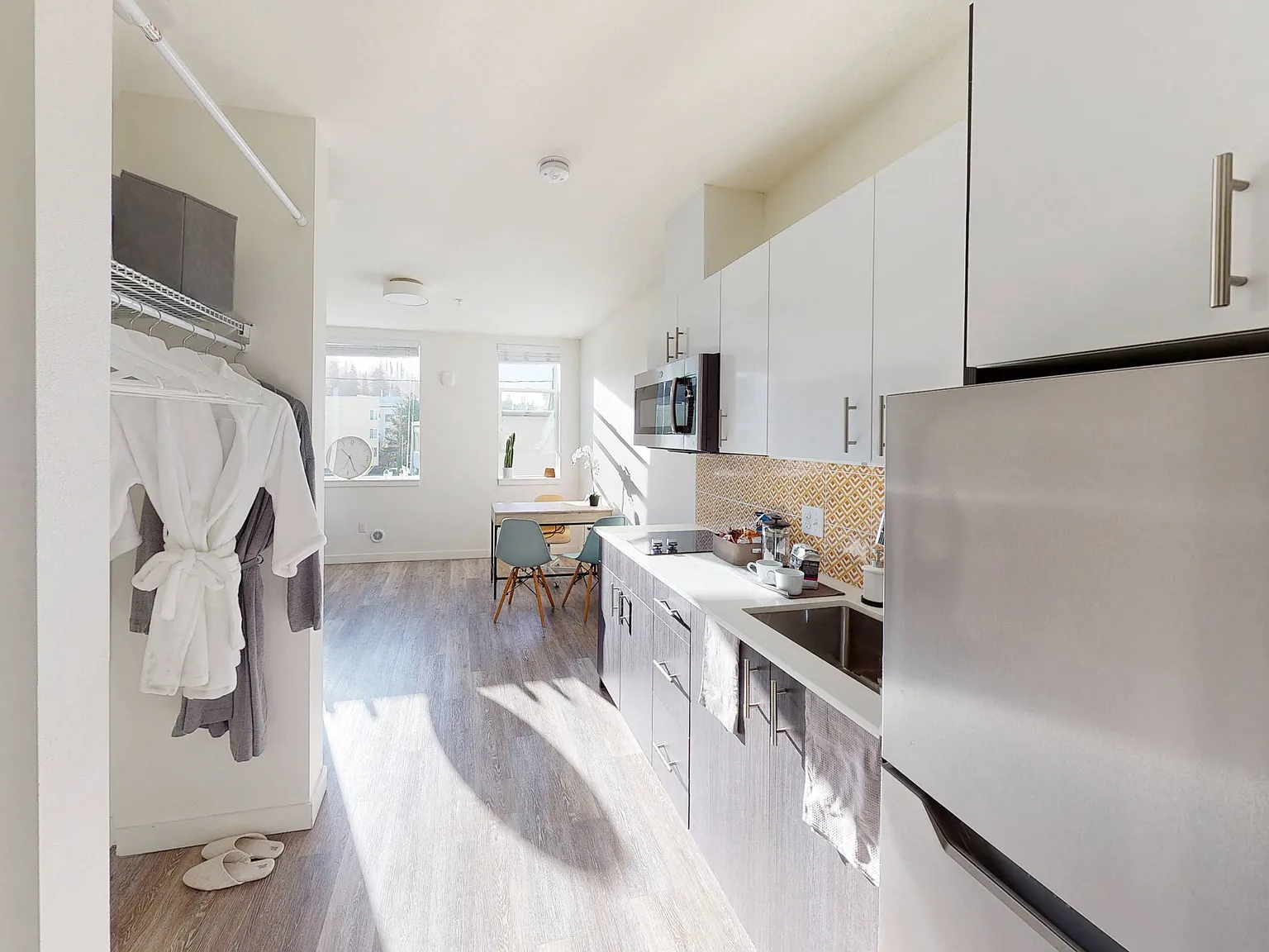 Enve on Eastlake Apartments — Photo 2