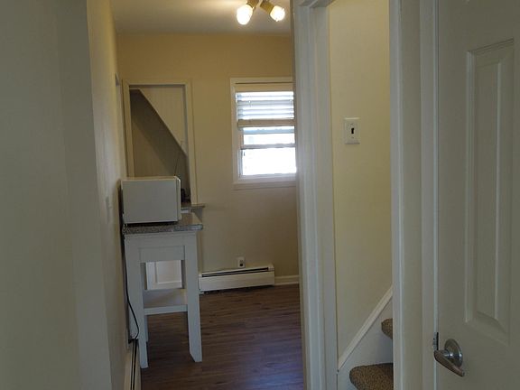 2nd image of 2 White Ave #2