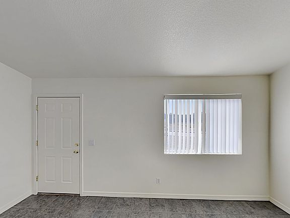 3rd image of 3531 Tecumseh Dr Unit 102