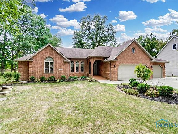 2nd image of 15617 Thornwood Dr
