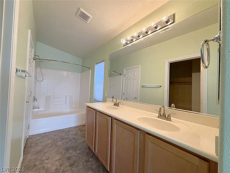 10024 Aspen Rose St #101 — Photo 13