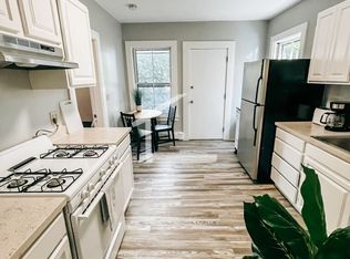 204 Banks St #1, Cambridge, MA 02138