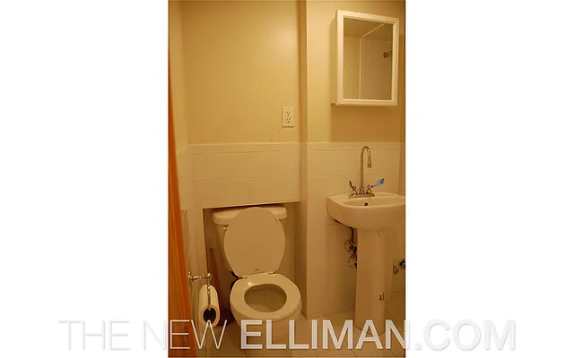 Rented by Douglas Elliman | media 6