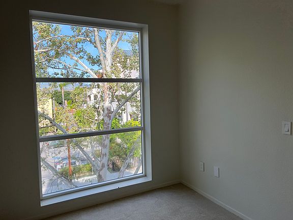 4th image of 415 N 2nd St #0