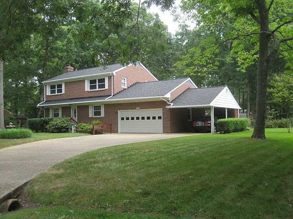 2nd image of 209 School Ln
