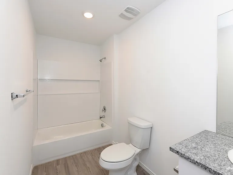 1059 Finesse Ln — Photo 16