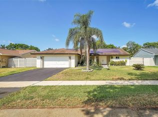 811 Monticello Ave, Davie, FL 33325