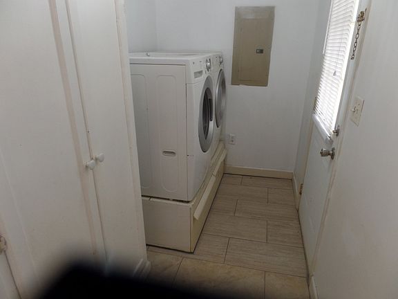 Laundry rm